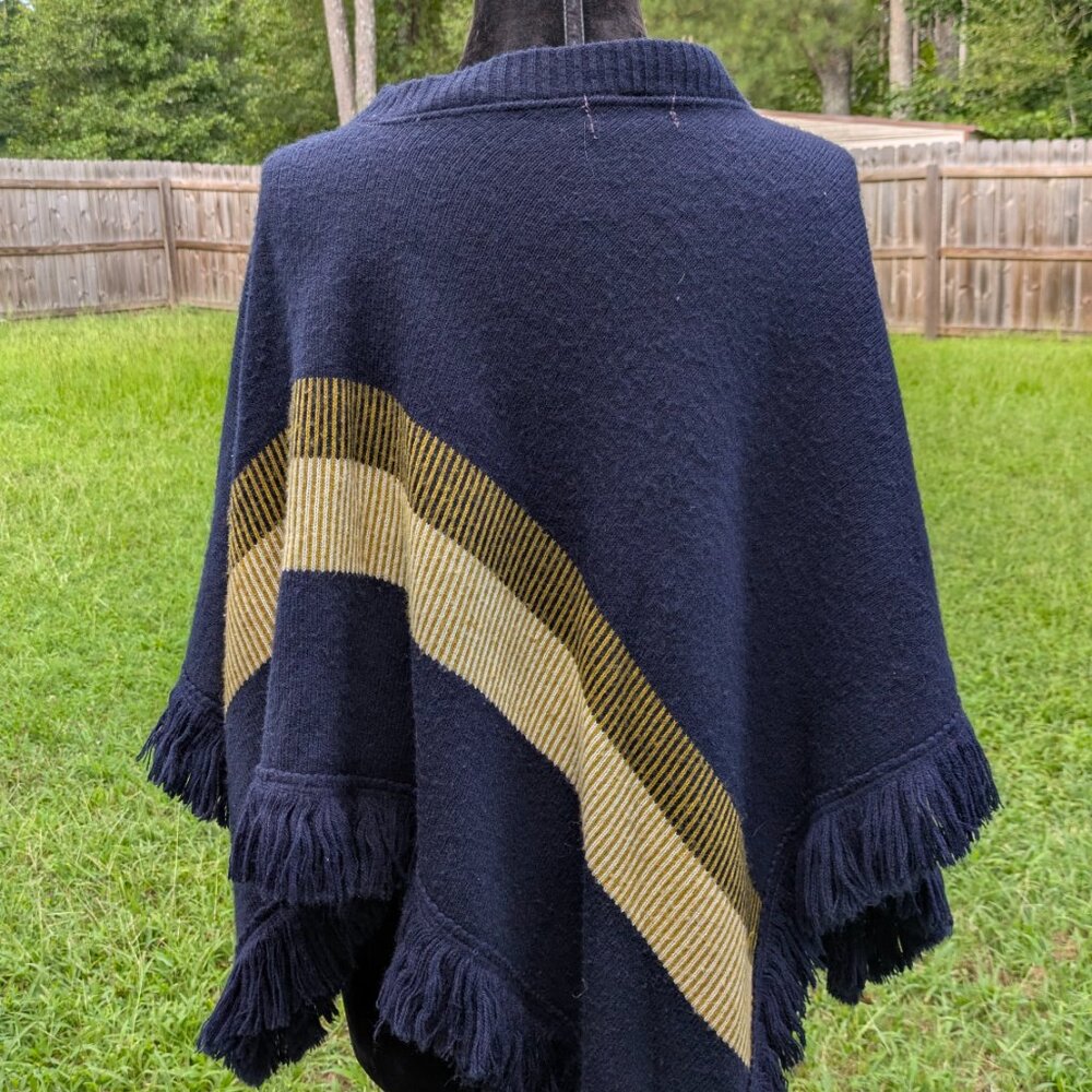 Vintage Bradley Poncho Blue and Gold - Picture 6 of 6